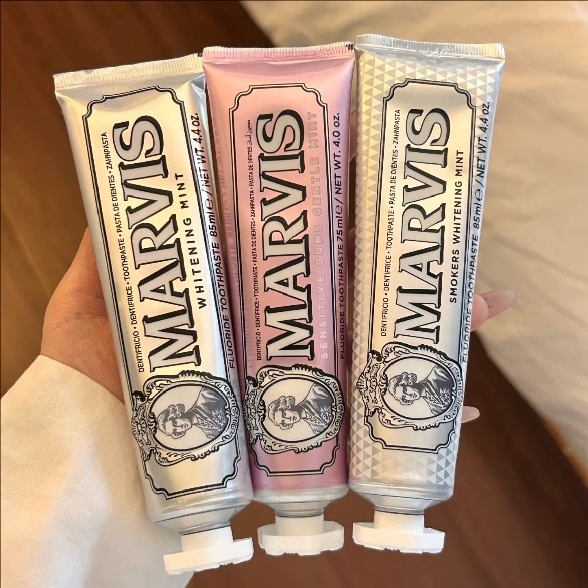 マービス ミント歯磨き粉 プレミアムオーラルケア 長続きする - Teeth Whitening Treatment のレビューと価格